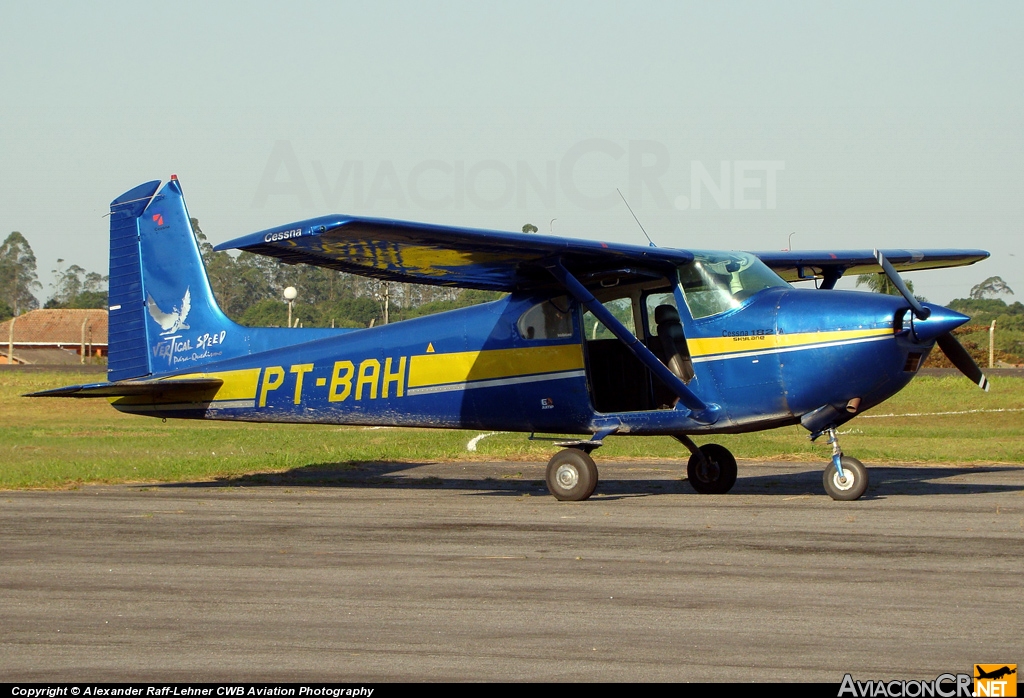 PT-BAH - Cessna 182A Skylane - Privado