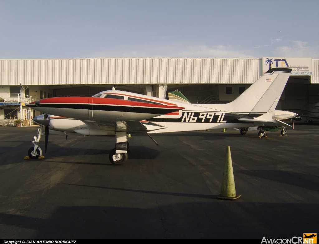 N6997L - Cessna 310K - Privado