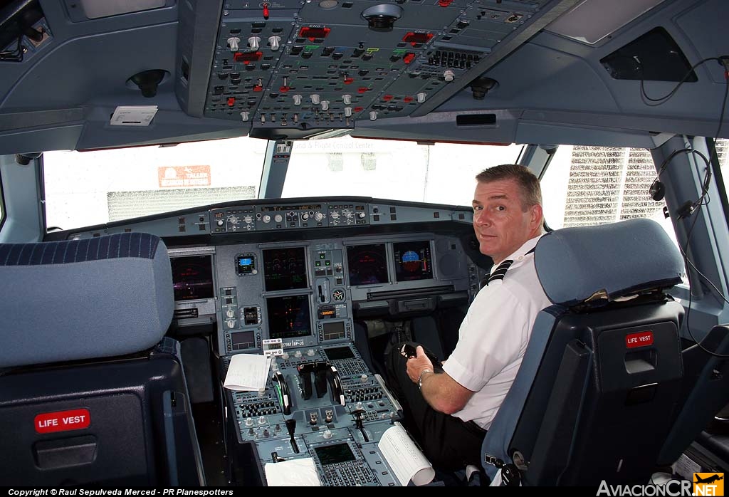 N279AY - Airbus A330-243 - US Airways