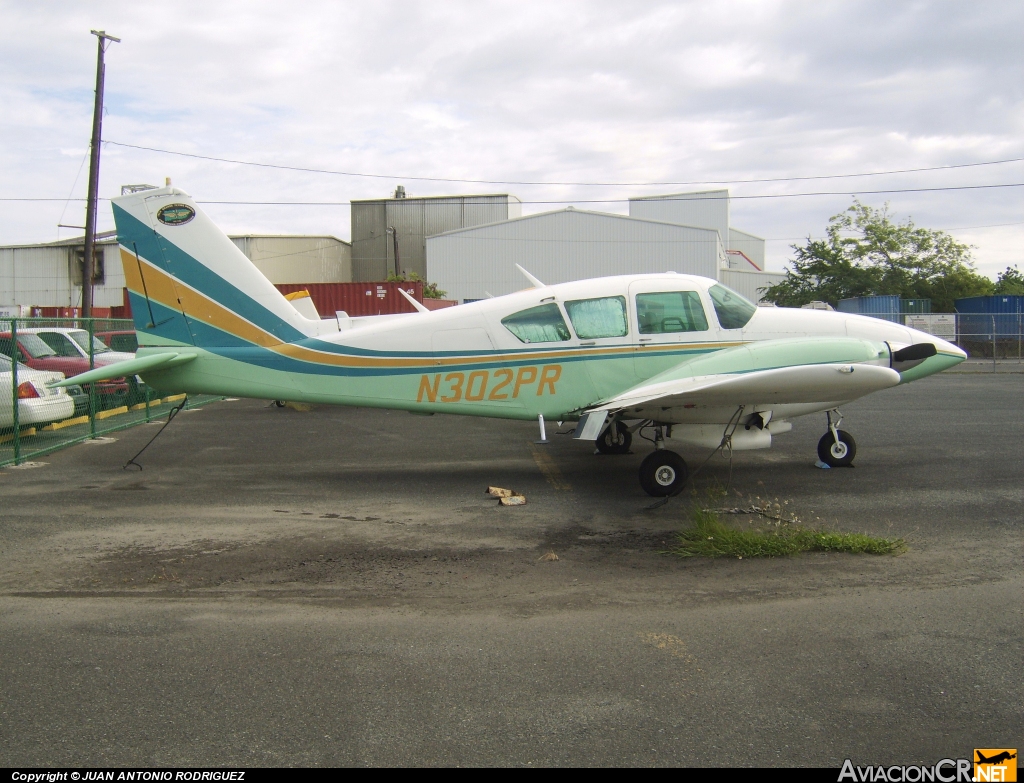 N302PR - Piper PA-23-250 Aztec - Isla Grande Flying School