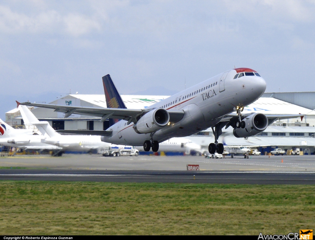 N491TA - Airbus A320-233 - TACA