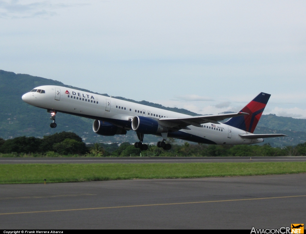 N616DL - Boeing 757-232 - Delta Air Lines
