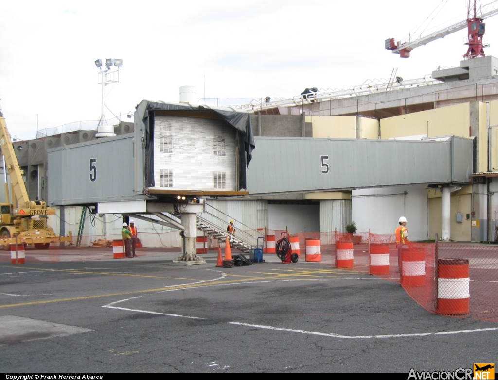 MROC - Aeropuerto - Aeropuerto