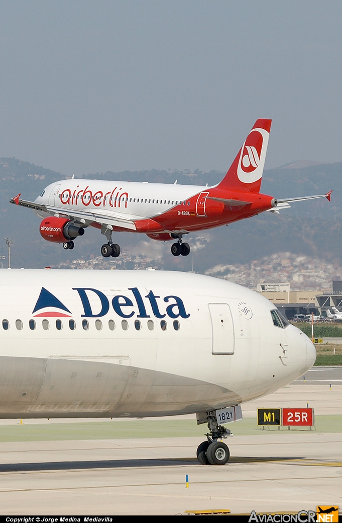 D-ABGK - Airbus A319-112 - Air Berlin