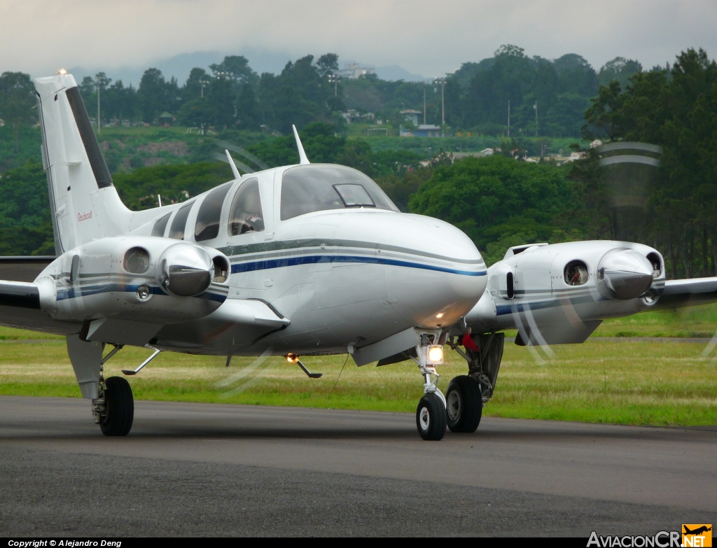 N5177M - Beechcraft 58 Baron - Privado