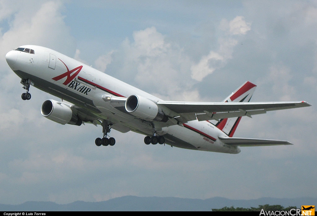 N750AX - Boeing 767-232/SF - ABX Air