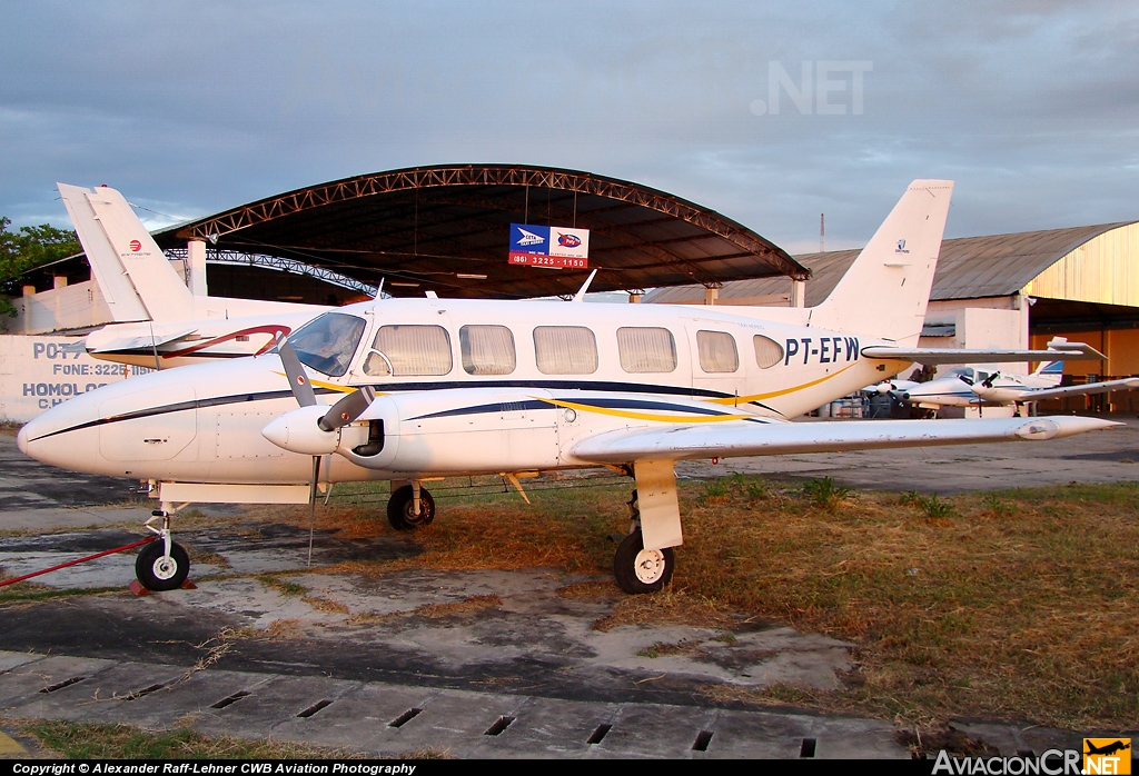 PT-EFW - Embraer EMB-820C Navajo - Privado