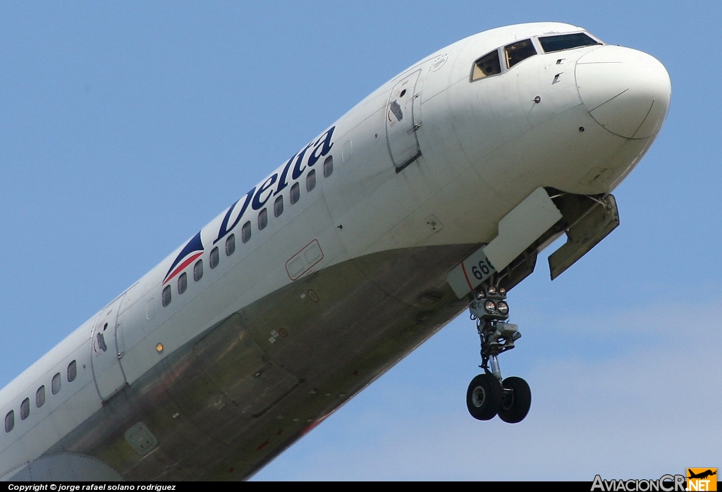 N666DN - Boeing 757-232 - Delta Air Lines
