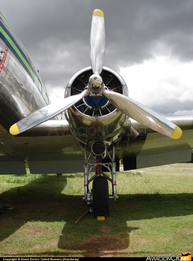 HR-ATH - Douglas DC-3 / C-47-DL - AVIAC - Aerovias Centroamericanas S.A.