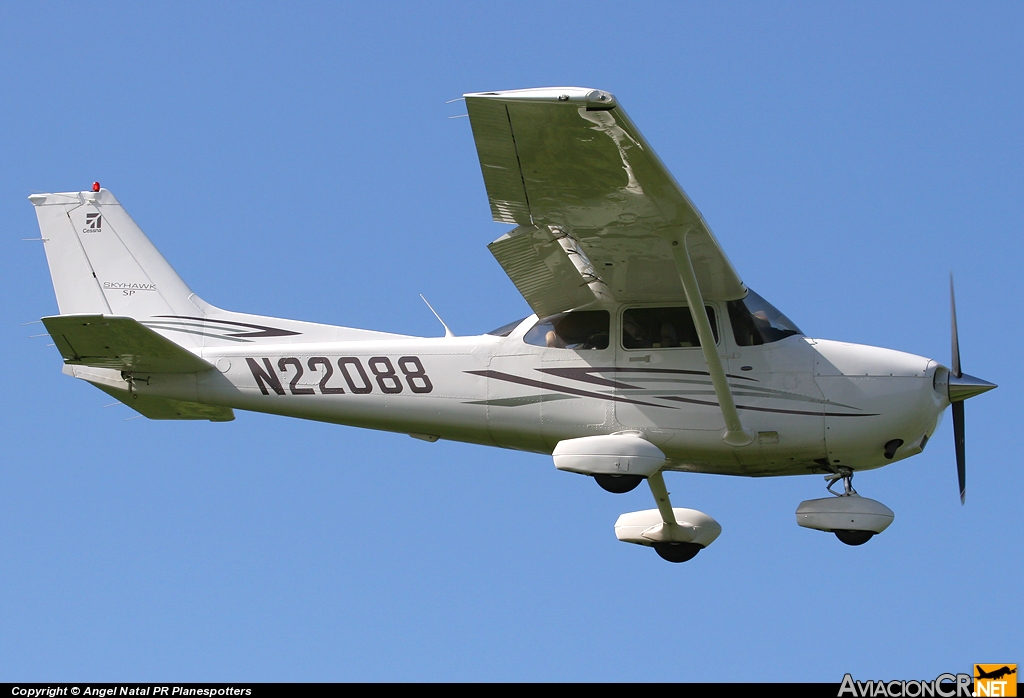 N22088 - Cessna 172S Skyhawk SP - Privado