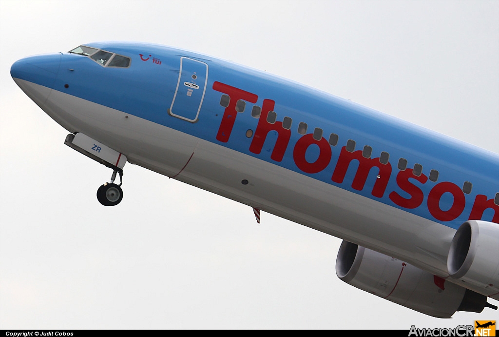 G-FDZR - Boeing 737-8K5 - Thomson Airways