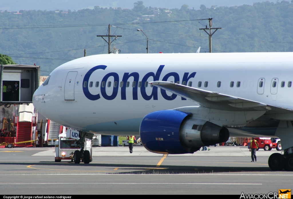 D-ABUD - Boeing 767-330/ER - Condor