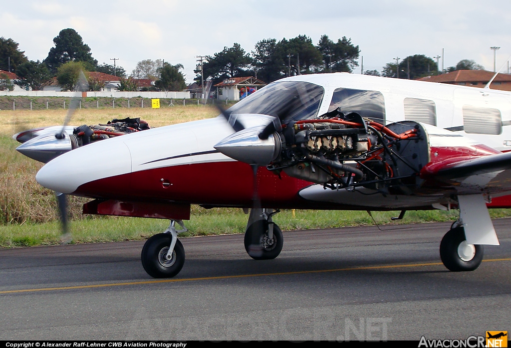 PR-LOG - Piper PA-34-220T Seneca V - Privado
