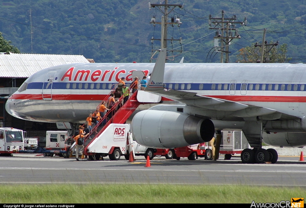N601AN - Boeing 757-223 - American Airlines
