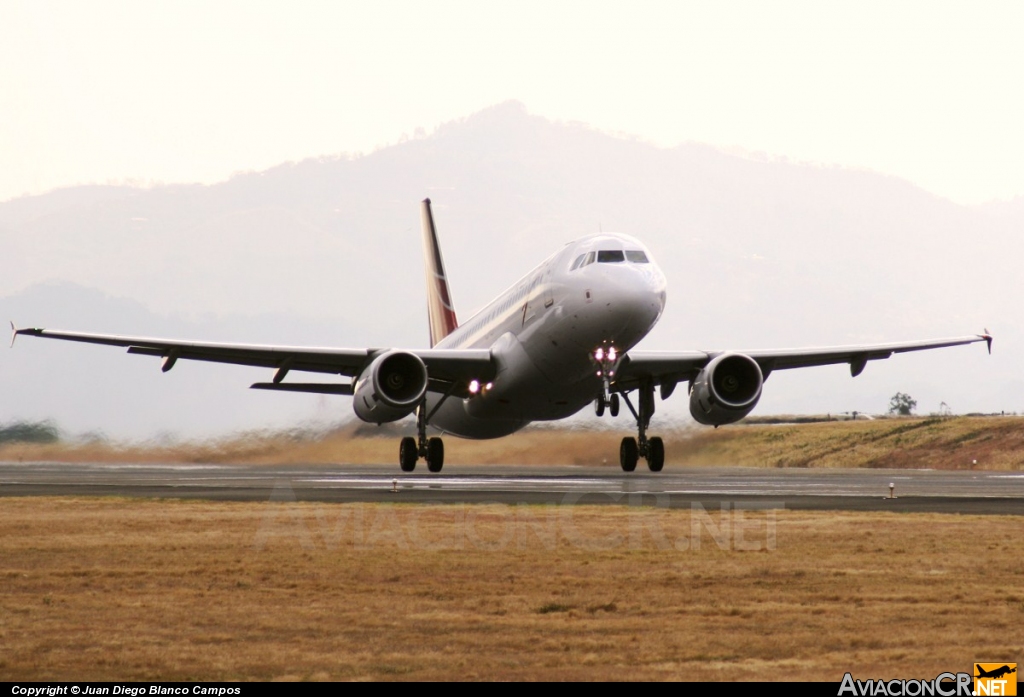 N680TA - Airbus A320-233 - TACA