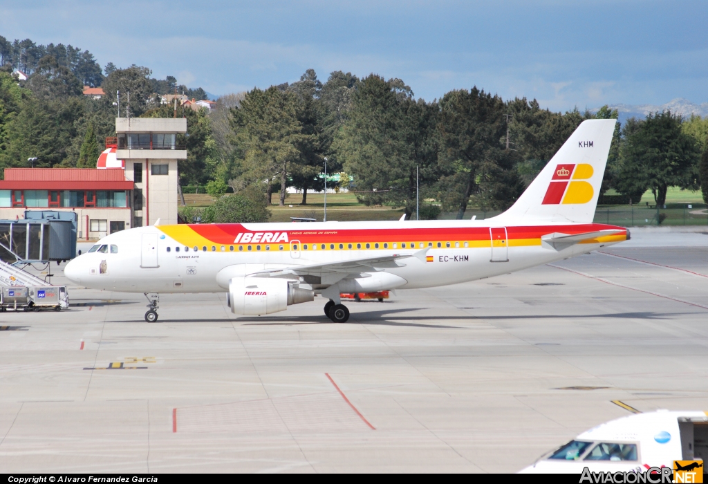 EC-KHM - Airbus A319-111 - Iberia