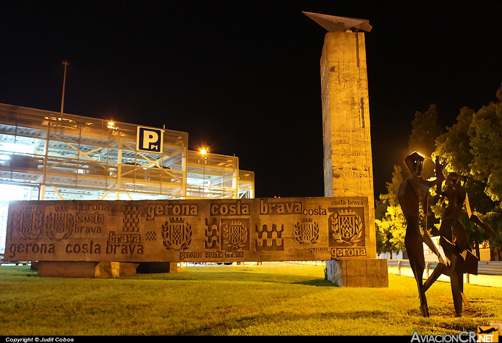  - AEROPORT-GIRONA    COSTA- BRAVA - MONUMENTO DE ENTRADA