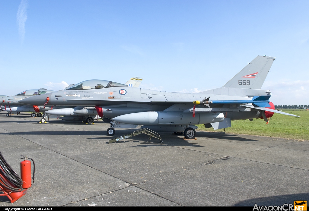 669 - Lockheed Martin F-16A Fighting Falcon - Fuerza Aerea Noruega