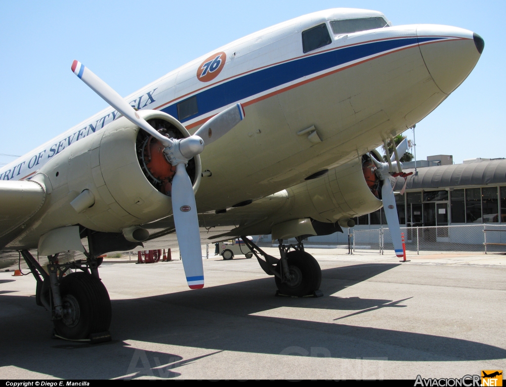 N0076 - Douglas DC-3 - Spirit of seventy six
