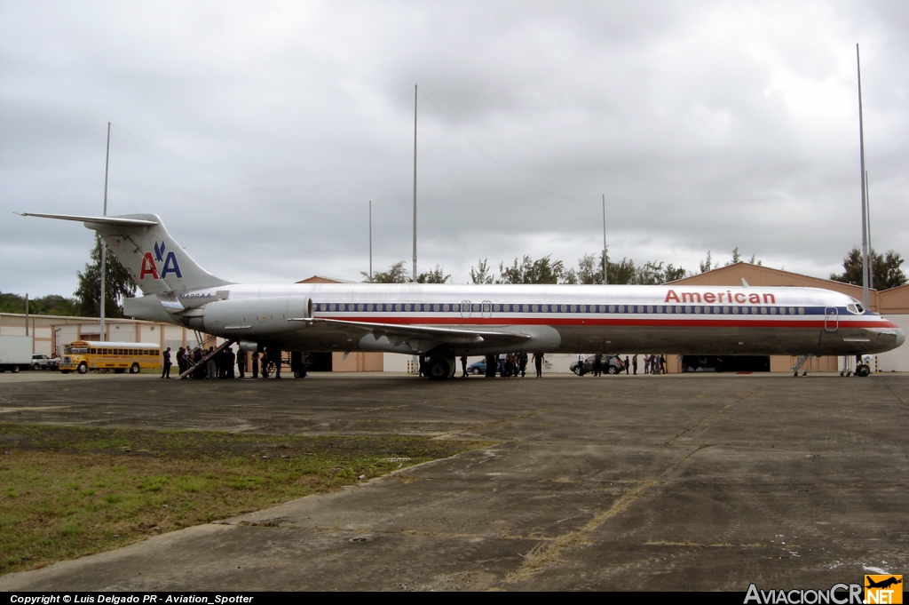N428AA - McDonnell Douglas MD-82 (DC-9-82) - American Airlines