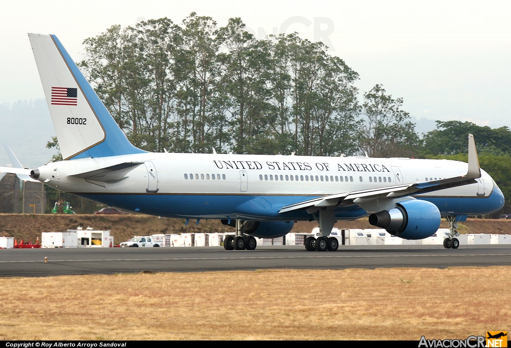 98-0002 - Boeing C-32A - USAF - United States Air Force - Fuerza Aerea de EE.UU