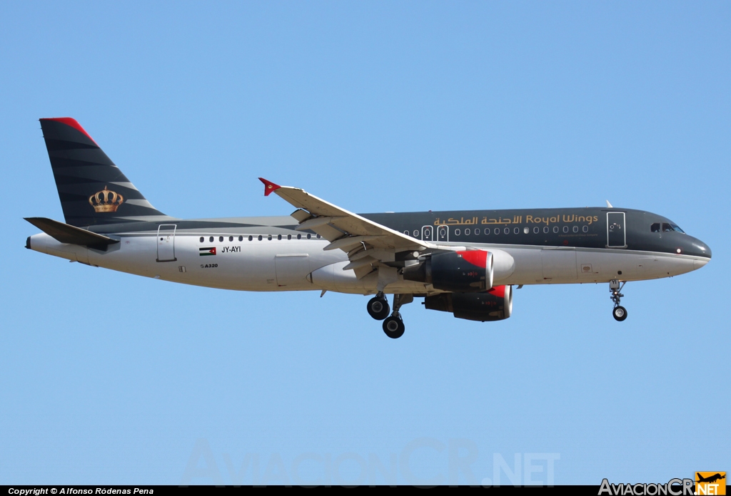 JY-AYI - Airbus A320-214 -  Royal Wings