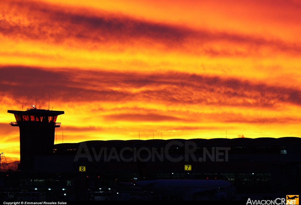 MROC - Aeropuerto - Rampa