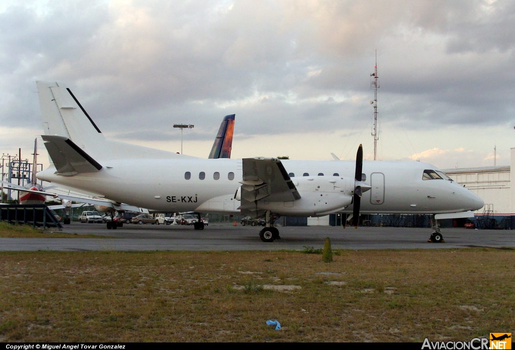 SE-KXJ - Saab 340B - Golden Air