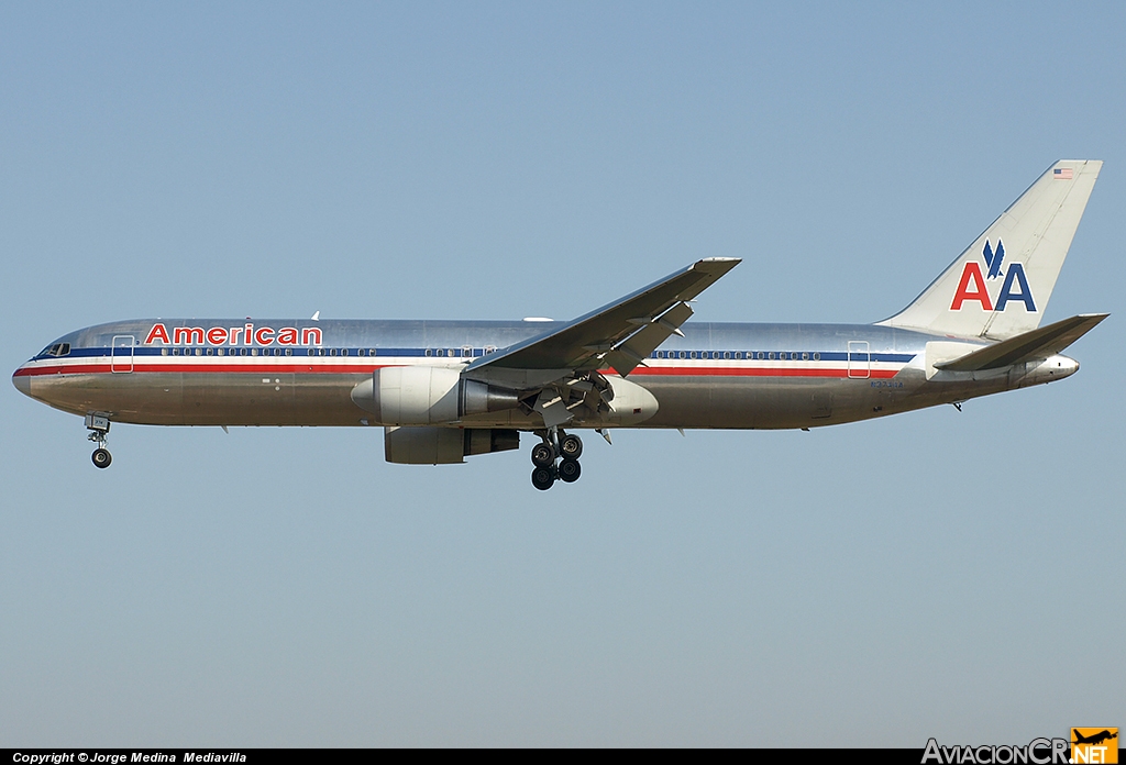 N374AA - Boeing 767-323/ER - American Airlines