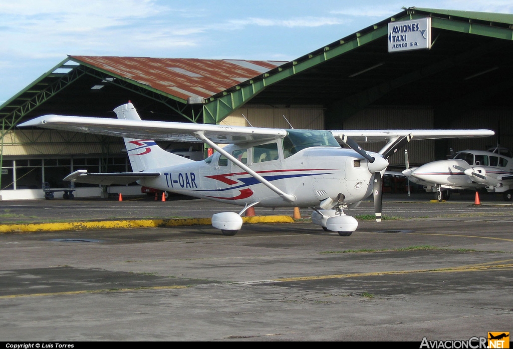 TI-OAR - Cessna U206 Turbo Stationair II - Aerobell