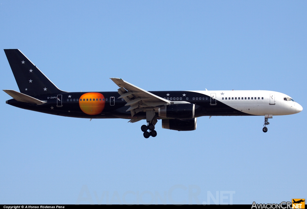 G-ZAPU - Boeing 757-2Y0 - Titan Airways