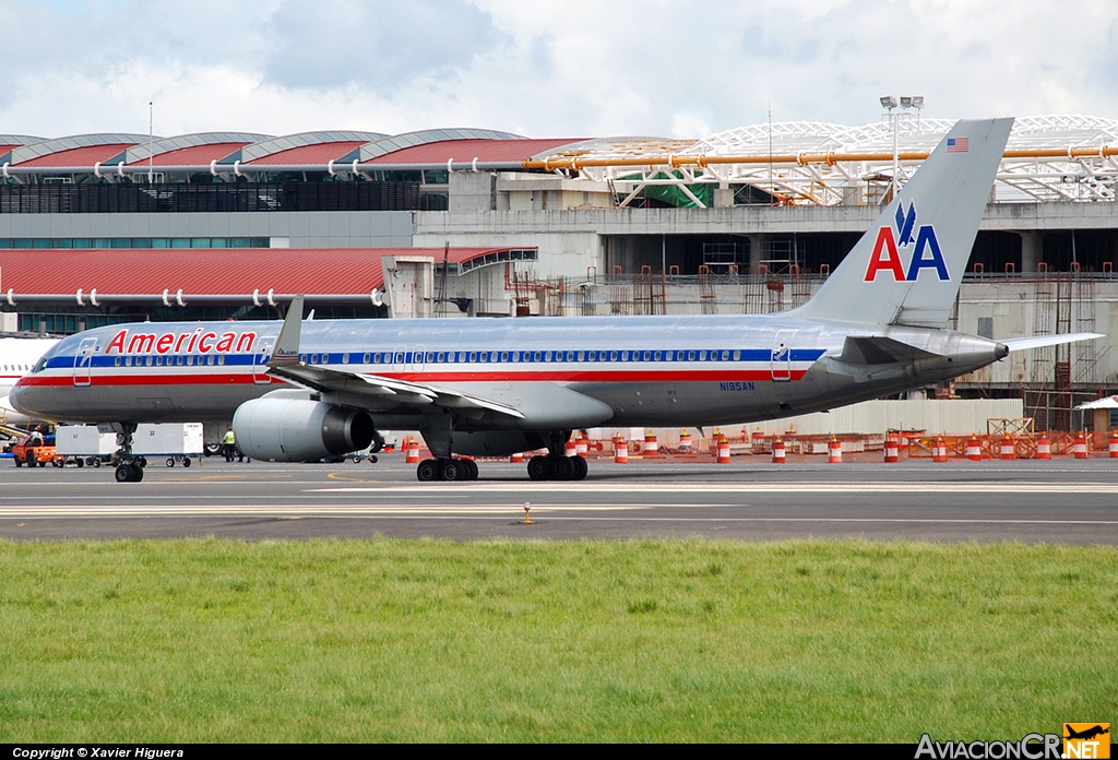 N195AN - Boeing 757-223 - American Airlines