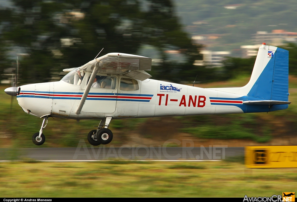 TI-ANB - Cessna 172B Skyhawk - Privado