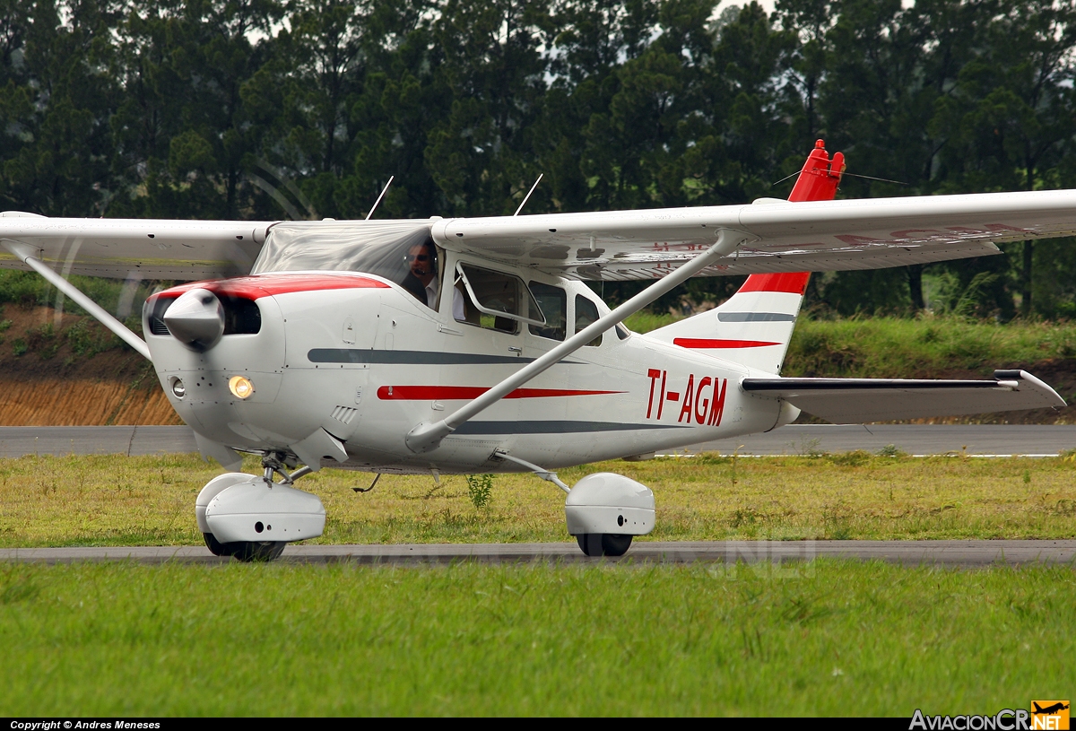 TI-AGM - Cessna U206F Stationair II - Aerobell