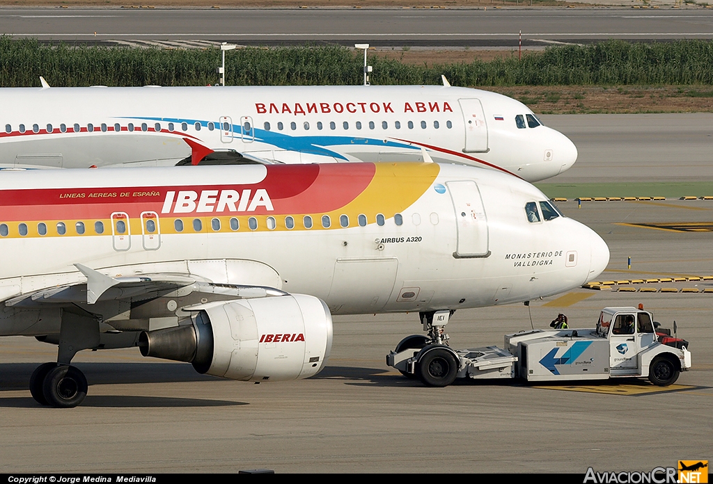 EC-IEI - Airbus A320-214 - Iberia