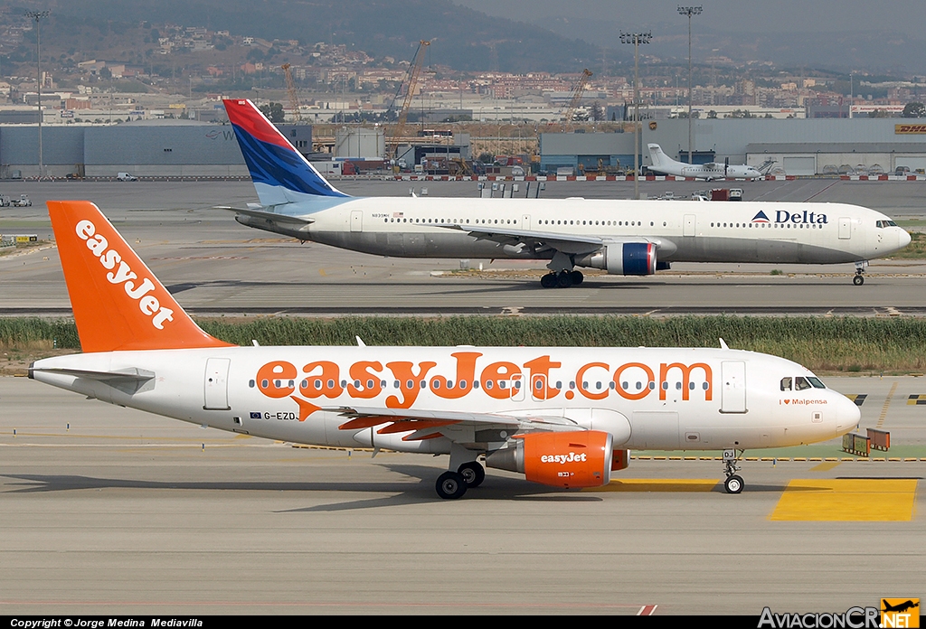 G-EZDJ - Airbus A319-111 - EasyJet Airlines