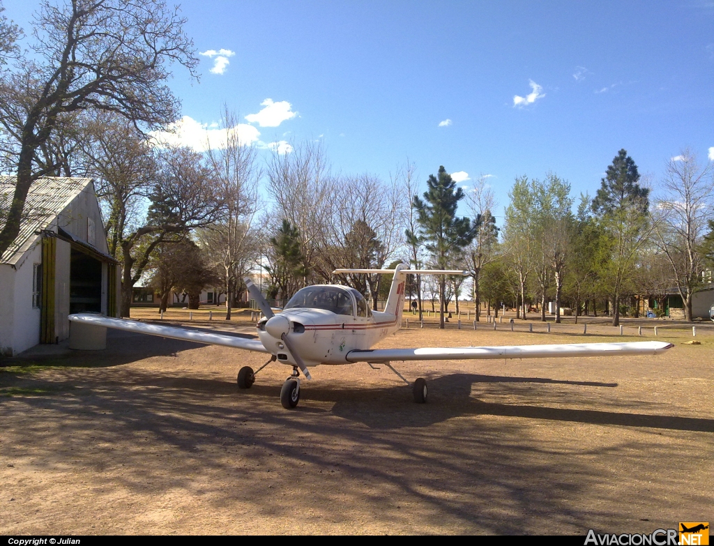 LV-MXW - Piper PA-38-112 Tomahawk - Escuela de vuelo Aero Moll