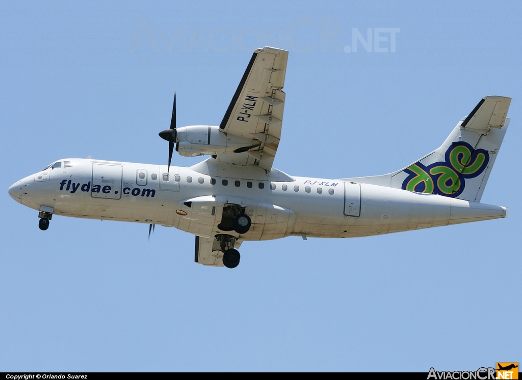 PJ-XLM - ATR 42-320 - Dutch Antilles Express