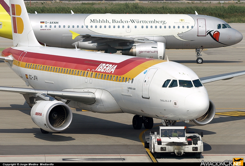 EC-JFH - Airbus A320-214 - Iberia