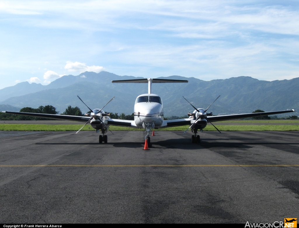 N123AF - Beechcraft B300 King Air - Aerobell