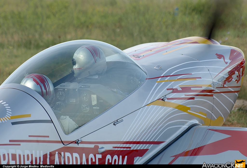 D-EUNA - Extra 300L - Privado