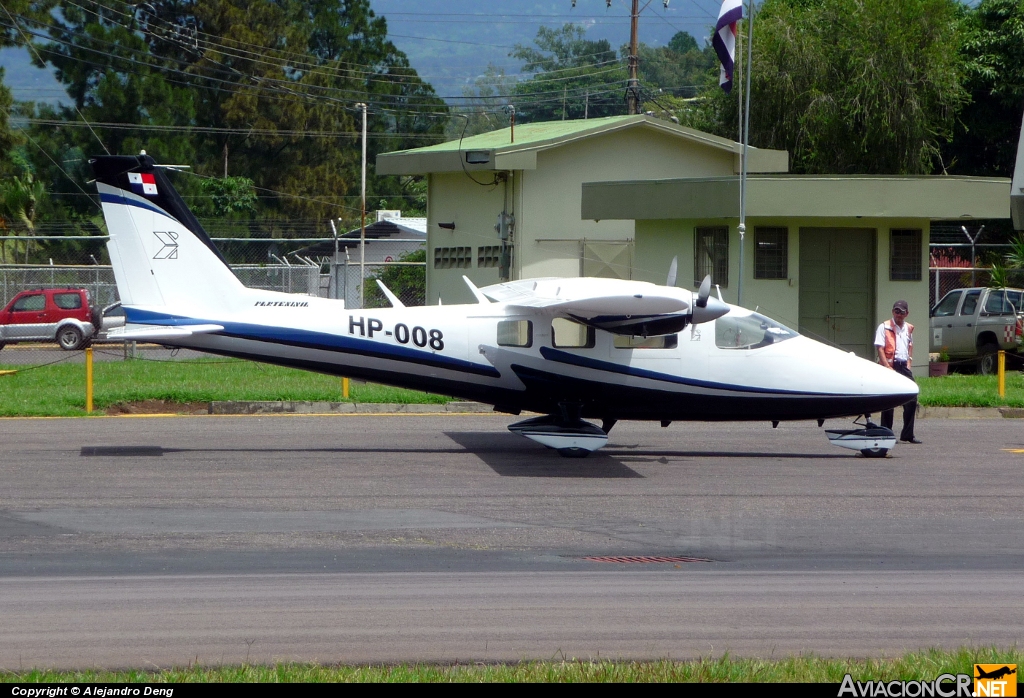 HP-008 - Partenavia P-68B Victor - Privado