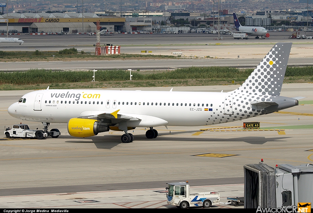 EC-JZQ - Airbus A320-214 - Vueling