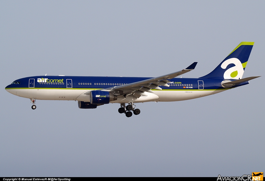 EC-KUO - Airbus A330-223 - Air Comet