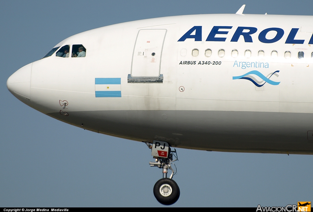 LV-ZPJ - Airbus A340-211 - Aerolineas Argentinas