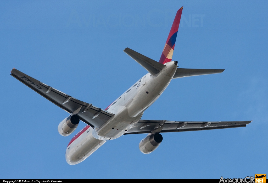 EI-CEZ - Boeing 757-2Y0 - Avianca Colombia