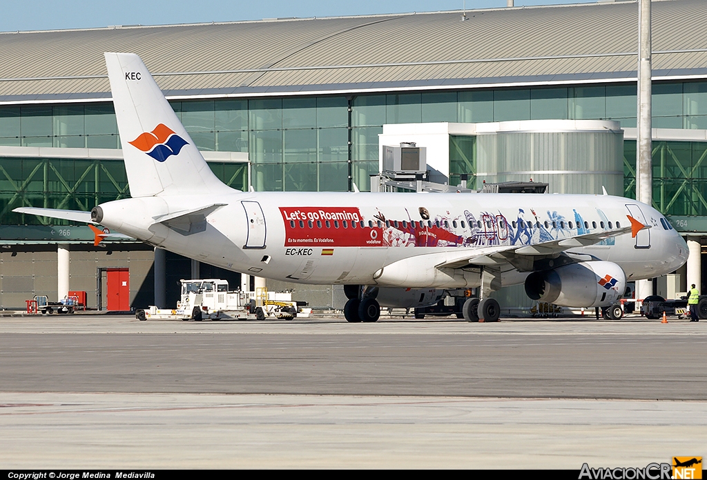 EC-KEC - Airbus A320-232 - Spanair