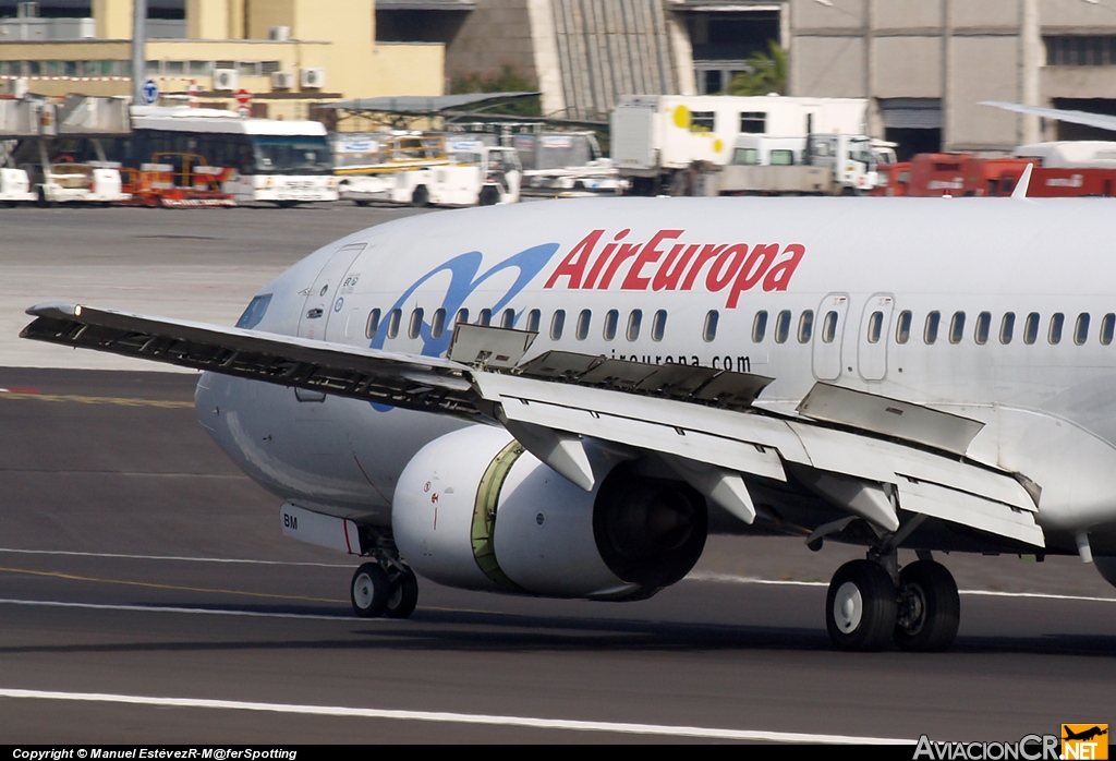 EC-HBM - Boeing 737-85P - Air Europa