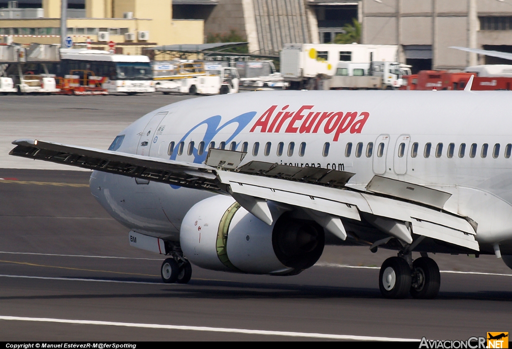 EC-HBM - Boeing 737-85P - Air Europa