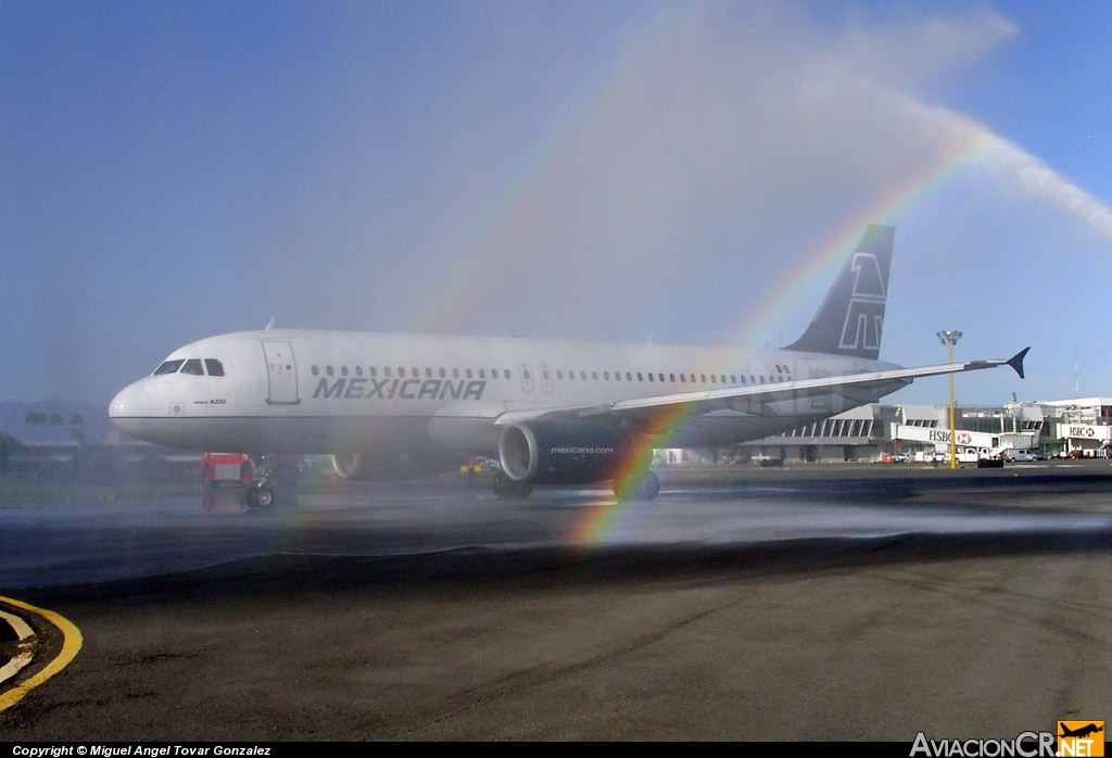 F-OHMG - Airbus A320-231 - Mexicana
